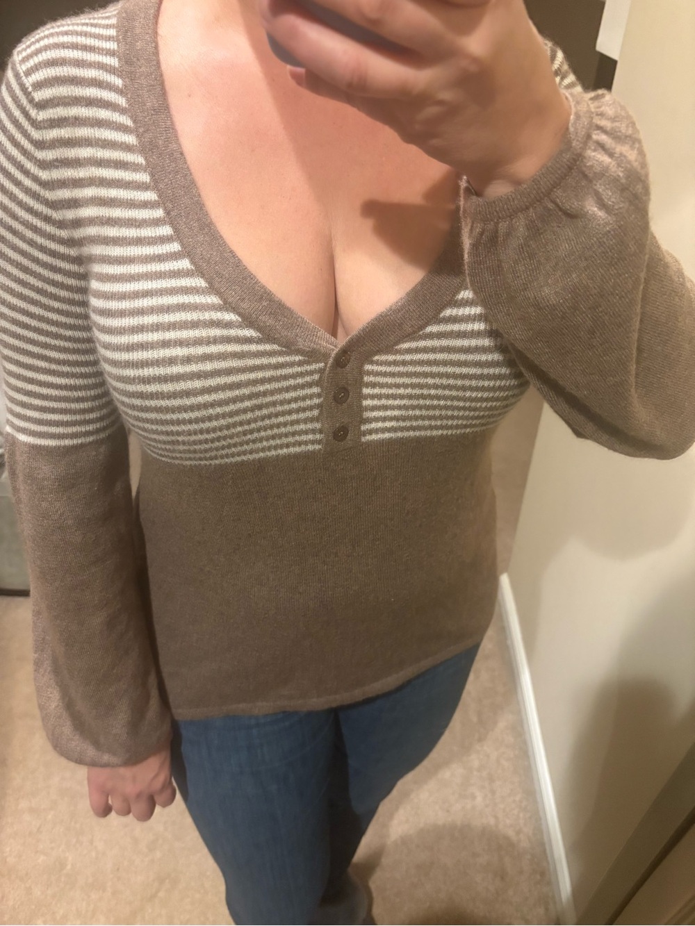 BCBGMaxazria babydoll sweater L